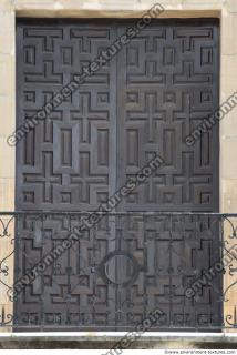 wooden double doors ornate 0001